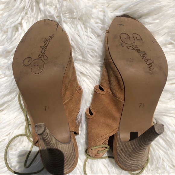 Seychelles Play Along Lace-Back Heel Sandal - Picture 3 of 7